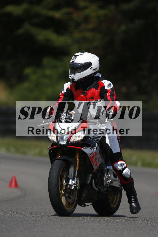 Archiv-2023/45 19.07.2023 Cornu Master School ADR/rouge-rot/39